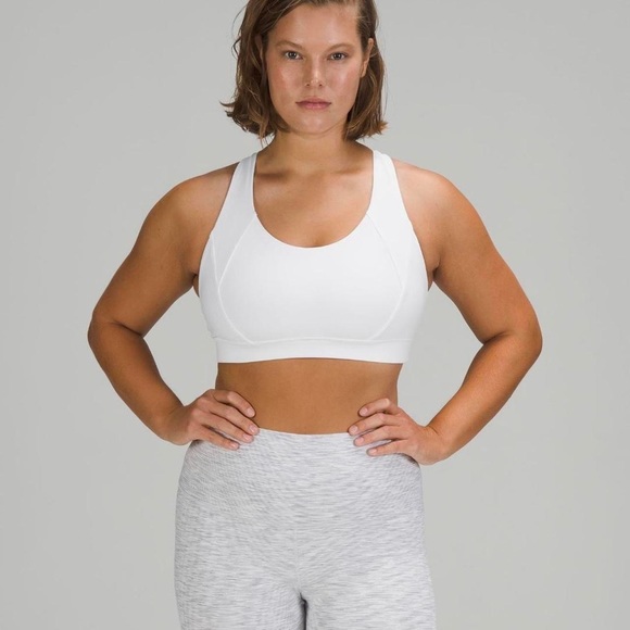 Free to Be Elevated Bra - Picture 4 of 5